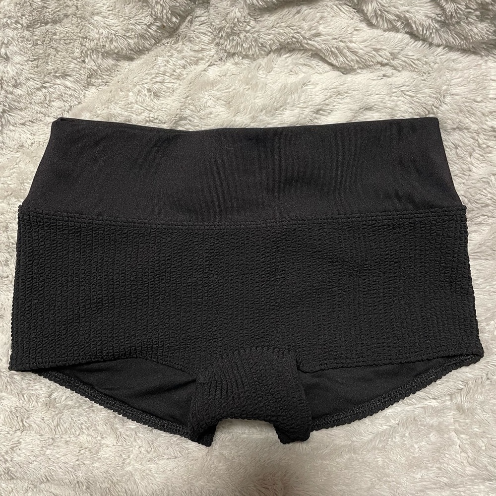 🖤🏋🏻‍♀️🏊🏻‍♀️NWOT Victoria’s Secret Pink Sport Gym To Swim Textured Shortie